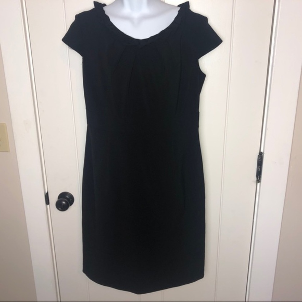 Sandra Darren Black Dress w/Ruffle Neck Women's 12